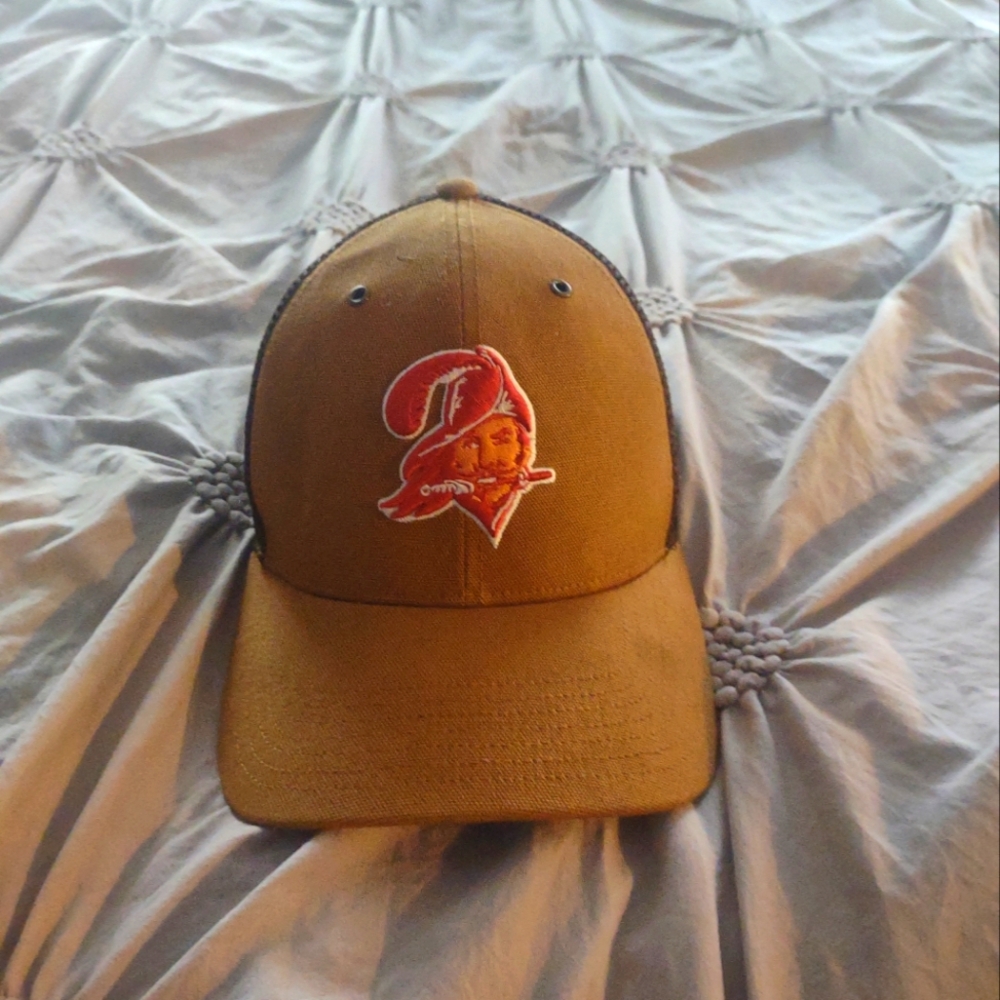 Carhartt hat